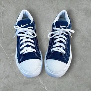 Vintage Nike Women's Blue Hermosa Sneakers Shoes Y2K Size 7